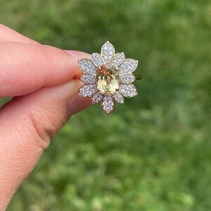 Heliodor daisy ring